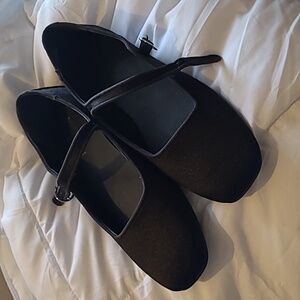 Mary jane flats